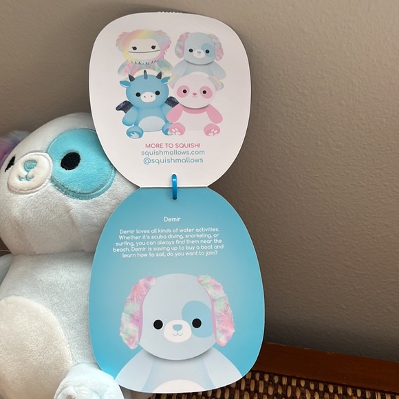 Squishmallow Squeeze-Mallow- Demir is a dog!! - Picture 4 of 4